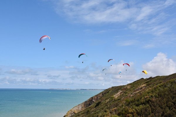Quels sont les meilleurs sites de campings de bord de mer en Normandie ?